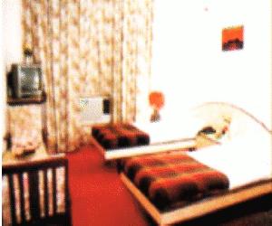 Mars Hotel 2*
